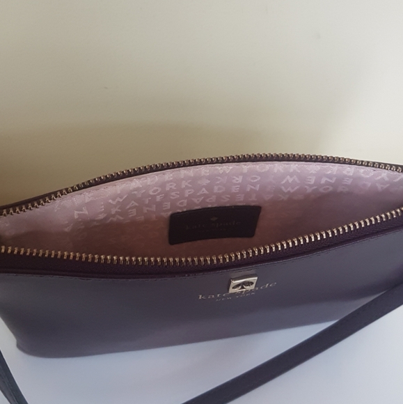 Kate Spade wristlet - Picture 2 of 3